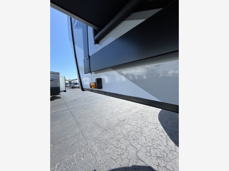 Thumbnail Photo undefined for New 2022 Heartland Cyclone 4007